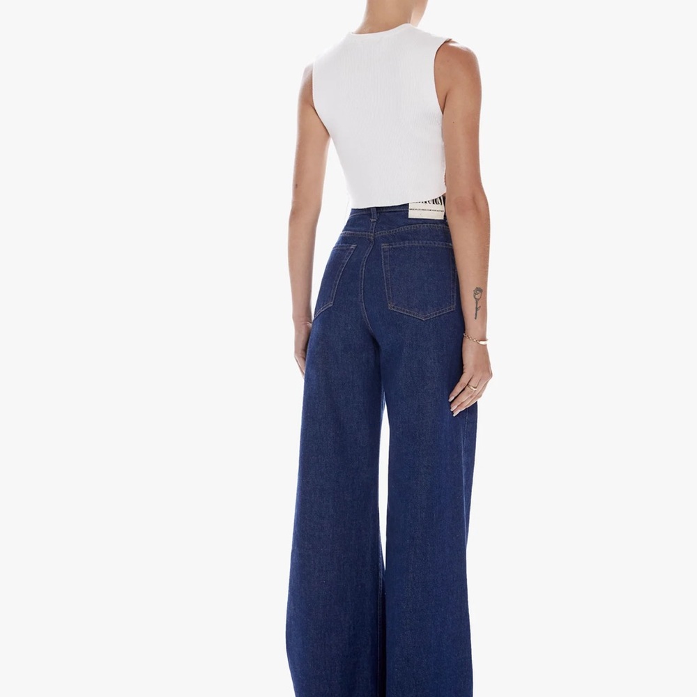 Mother jeans Our widest-leg jean new with tags. Size 30